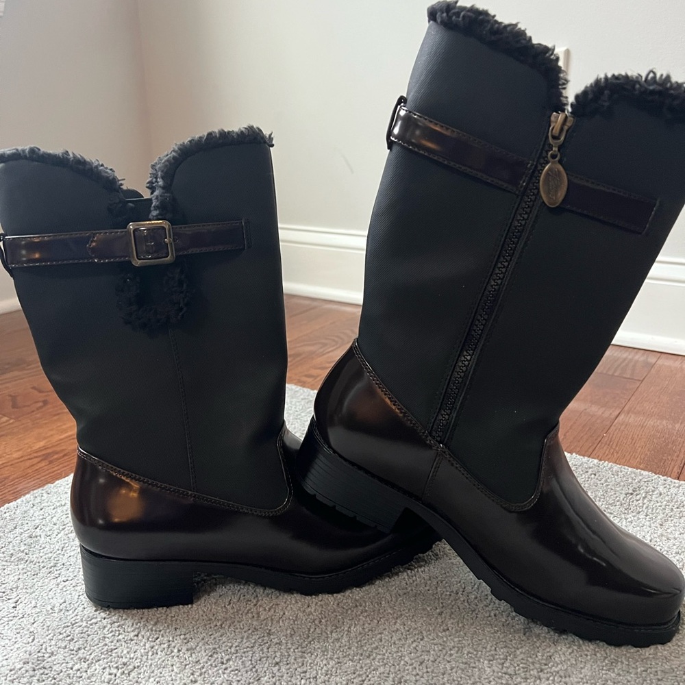 Women's Black and Brown Winter Boots